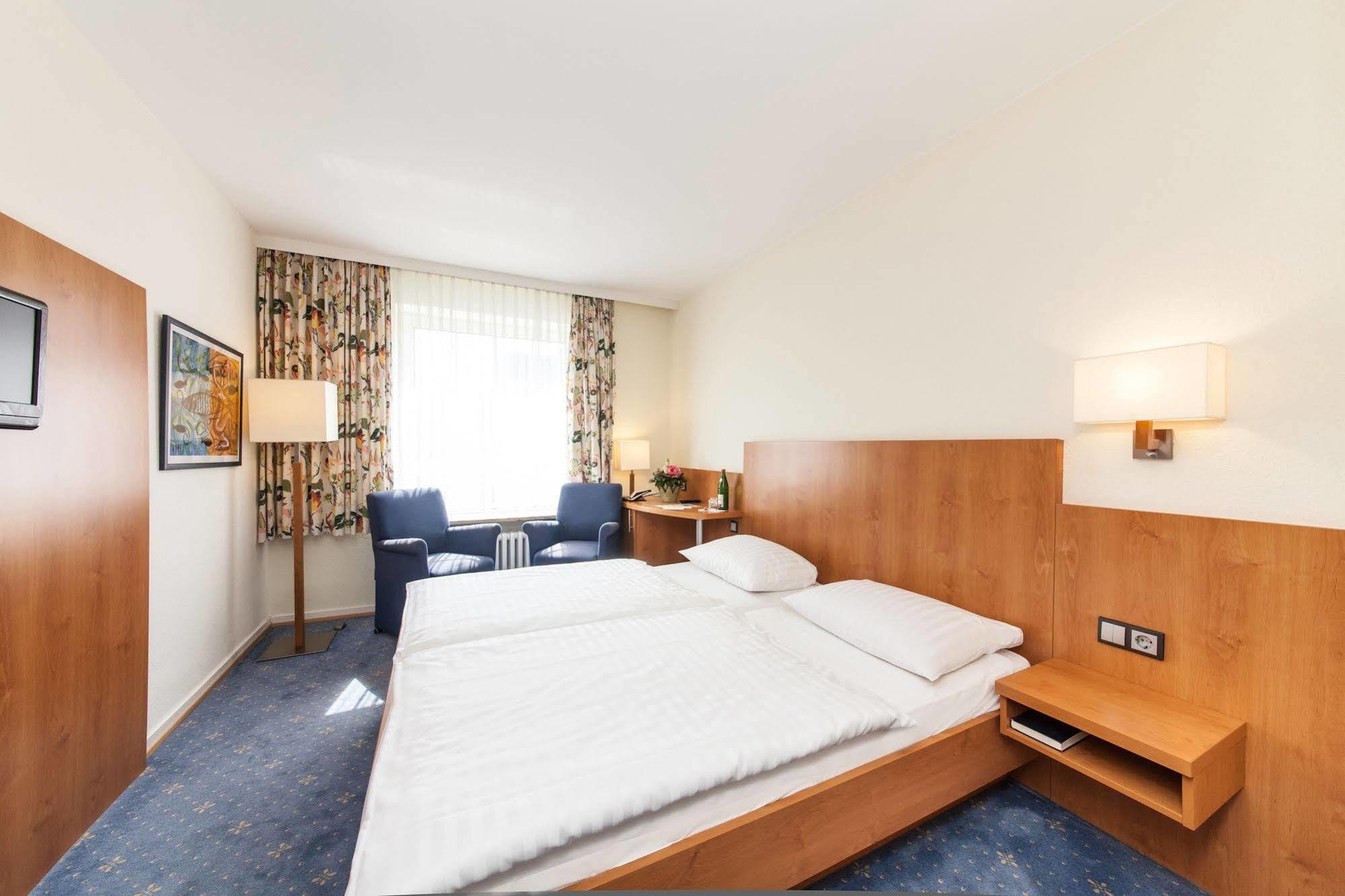 Hotel Drei Kronen Elmshorn Zewnętrze zdjęcie